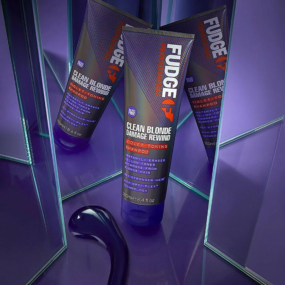 Fudge Clean Blonde Damage Rewind Violet Toning Zilvershampoo 2 Fudge Clean Blonde Damage Rewind Violet Toning Zilvershampoo - Afbeelding 2