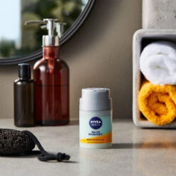 Nivea Men Wake-up Gezichtsgel Active Energy -Plein Winkel 1010179 4