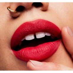 MAC Cosmetics Matte Lipstick Red Rock -Plein Winkel 1013963 3