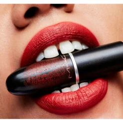 MAC Cosmetics Matte Lipstick Chili Hot -Plein Winkel 1013966 3