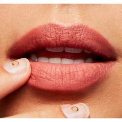 MAC Cosmetics Matte Lipstick 703 Runway Hit 5 MAC Cosmetics Matte Lipstick 703 Runway Hit -Plein Winkel 1045960 3