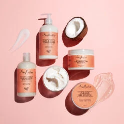 Shea Moisture Coconut & Hibiscus Curl & Shine Shampoo 6 Shea Moisture Coconut & Hibiscus Curl & Shine Shampoo -Plein Winkel 1049799 3