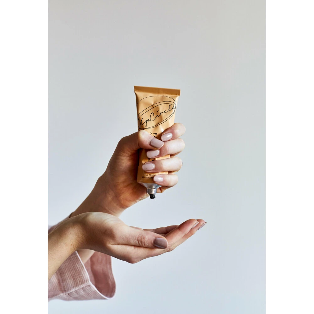 UpCircle Natuurlijke Gezichtsscrub Citrus Blend Voor Droge Huid 2 UpCircle Natuurlijke Gezichtsscrub Citrus Blend Voor Droge Huid - Afbeelding 2