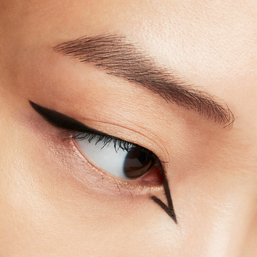 Shiseido Micro Liner Ink 01 Black 4 Shiseido Micro Liner Ink 01 Black - Afbeelding 4