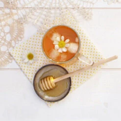 6x Garnier Loving Blends Honinggoud Leave-in Crème -Plein Winkel 989089 3